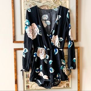 Pacsun Kendall & Kylie Black Floral Romper